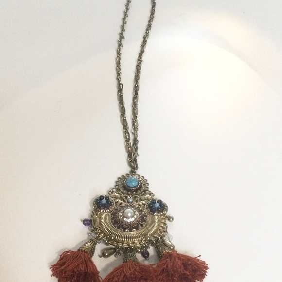 Aldo large pendant necklace. Bling, beads, tassels - Picture 1 of 5